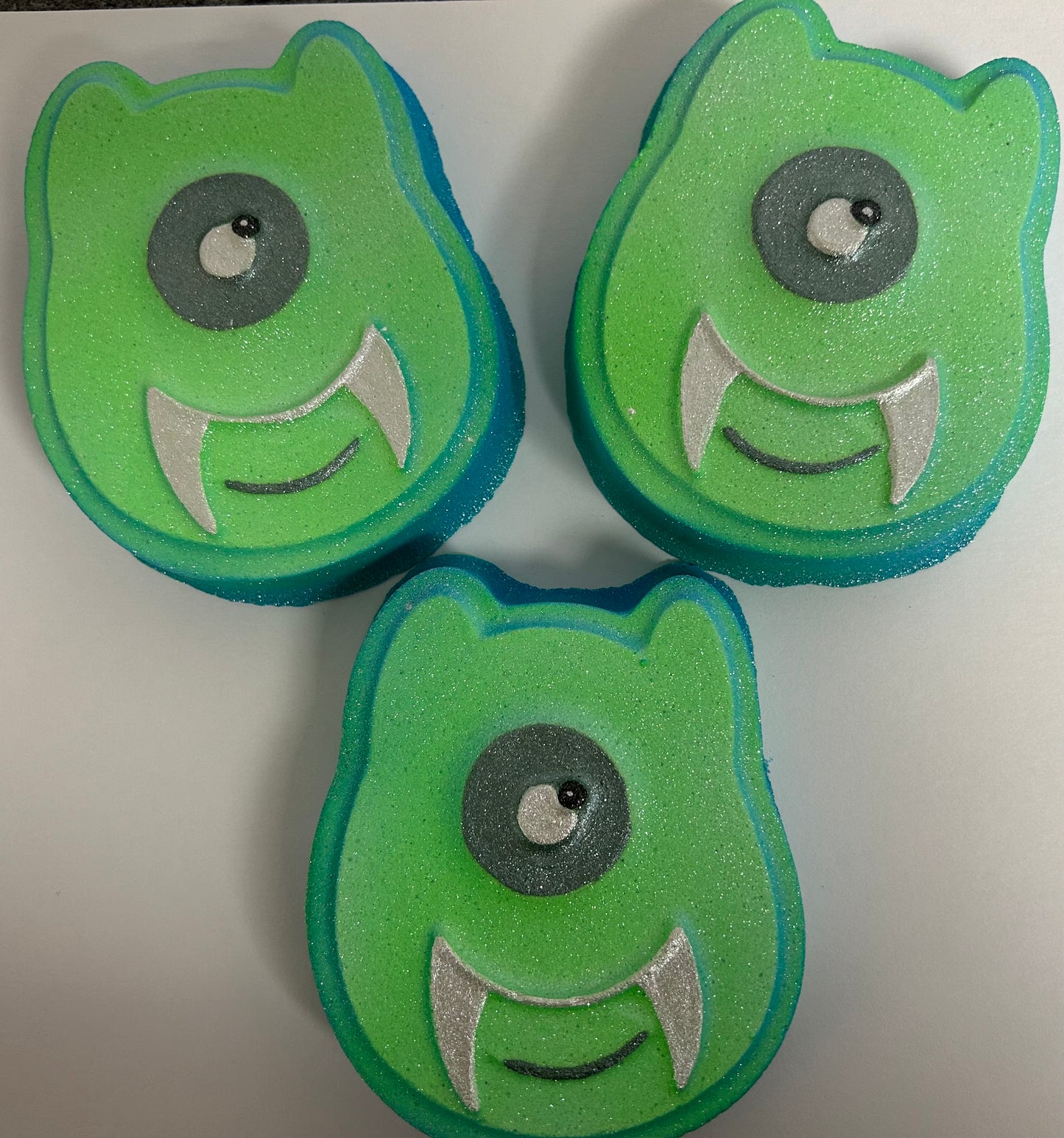 Monster- Bath Bomb- Fizzy Fruits
